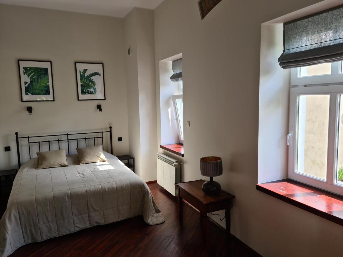 Apartament W Starej Szkole Apartment Srebrna Gora Bagian luar foto
