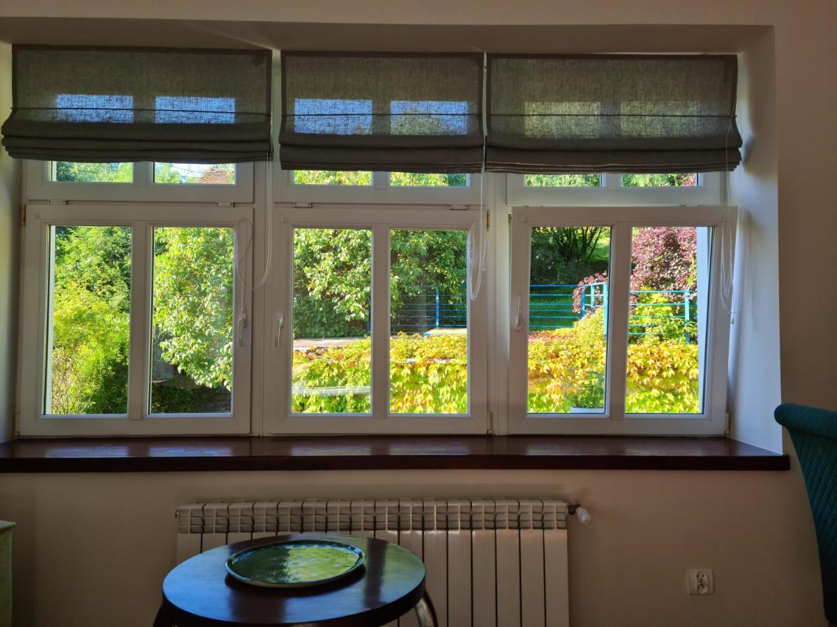 Apartament W Starej Szkole Apartment Srebrna Gora Bagian luar foto